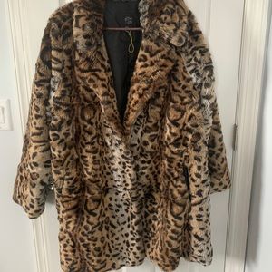 Plus Size Leopard Print Coat